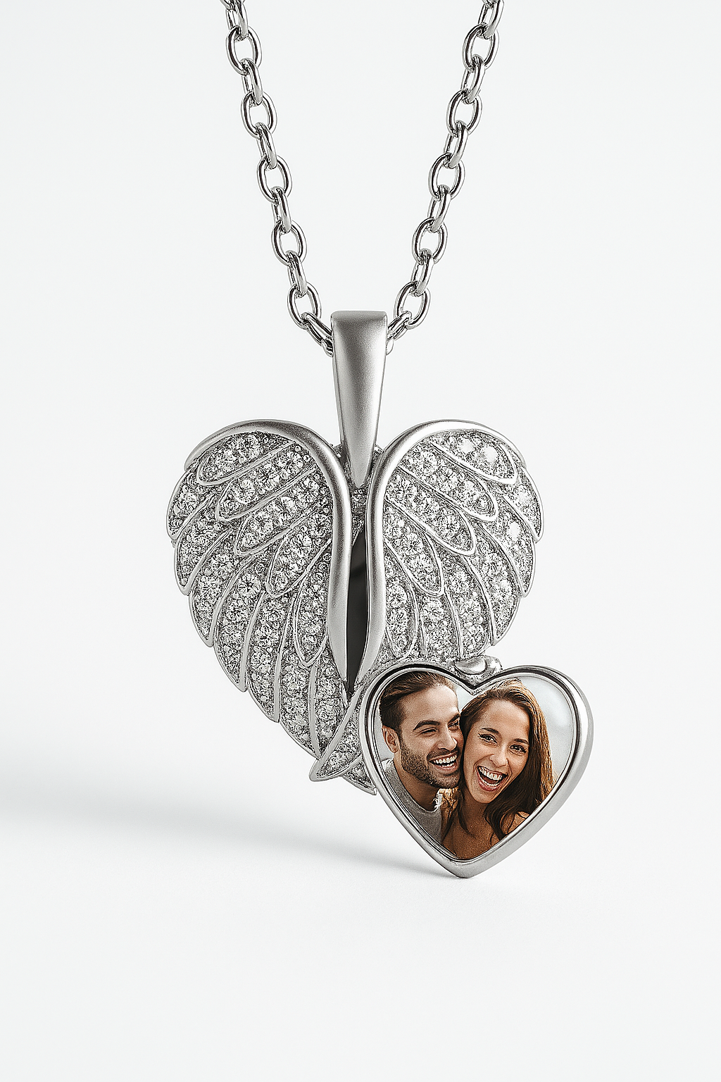 Custom Couple Name Angel Wings Necklace – Personalized 24CT Gold Platted Heart Pendant with CZ Crystals for Anniversary, Valentine’s & Gift